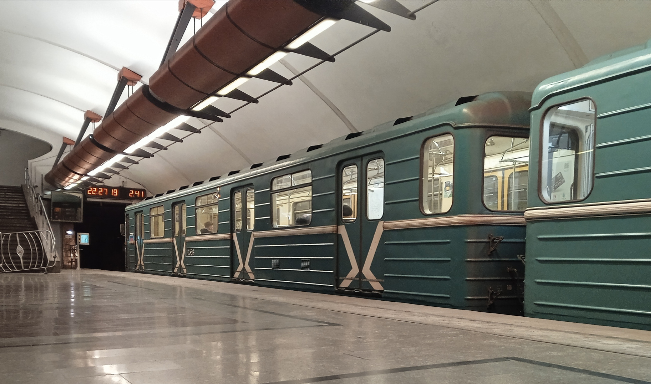 Москва, 81-717.5М (МВМ) № 0388