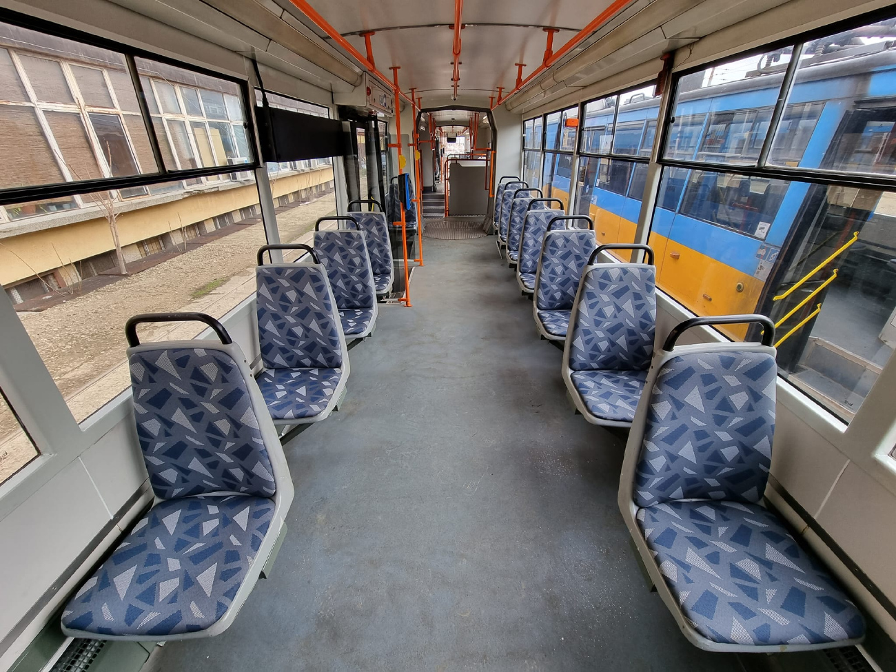 Sofia, Inekon T8M-700 IT Nr 2401