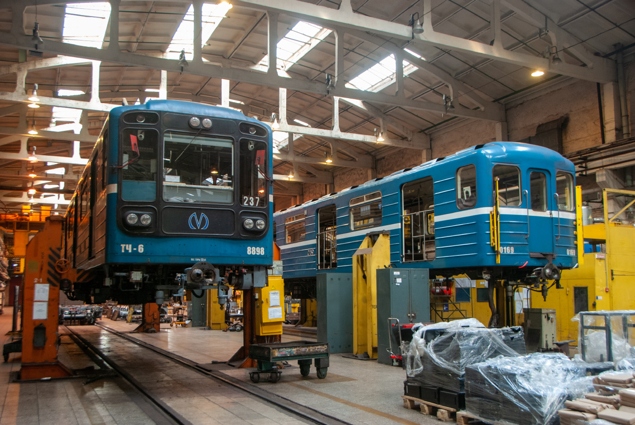 Санкт-Петербург, 81-717.5 (ЛВЗ/ВМ) № 8898