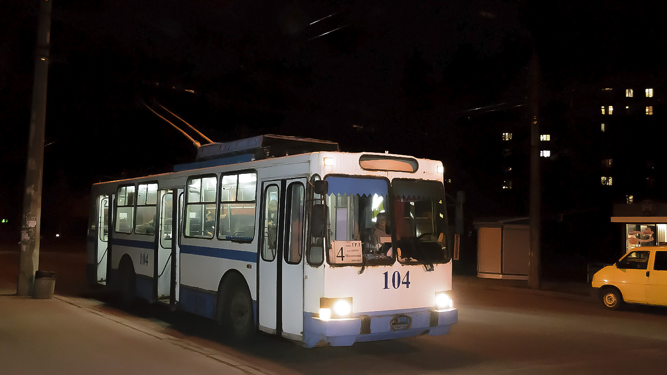 Полтава, ЮМЗ Т2 № 104