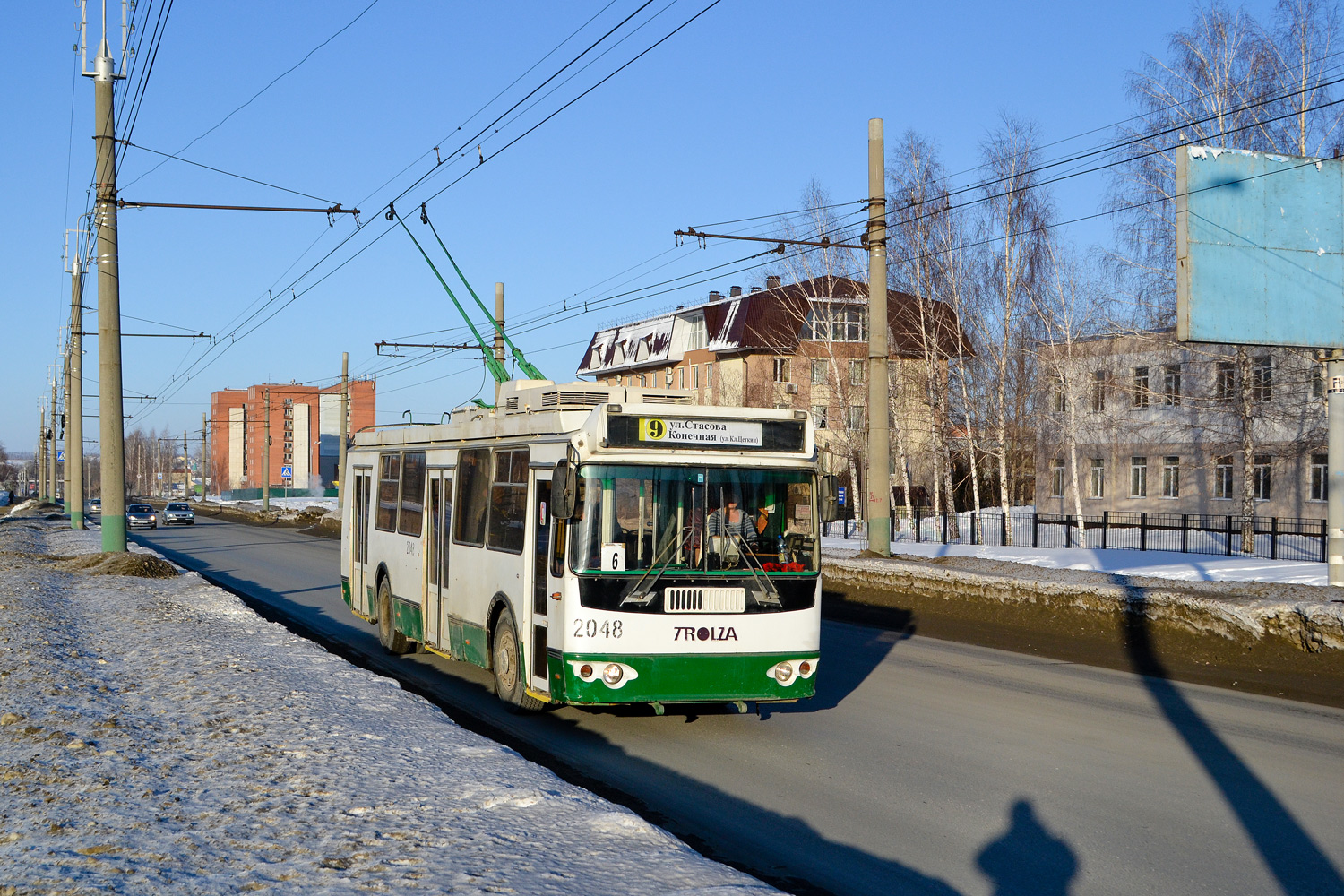 Penza, ZiU-682G-016.02 č. 2048
