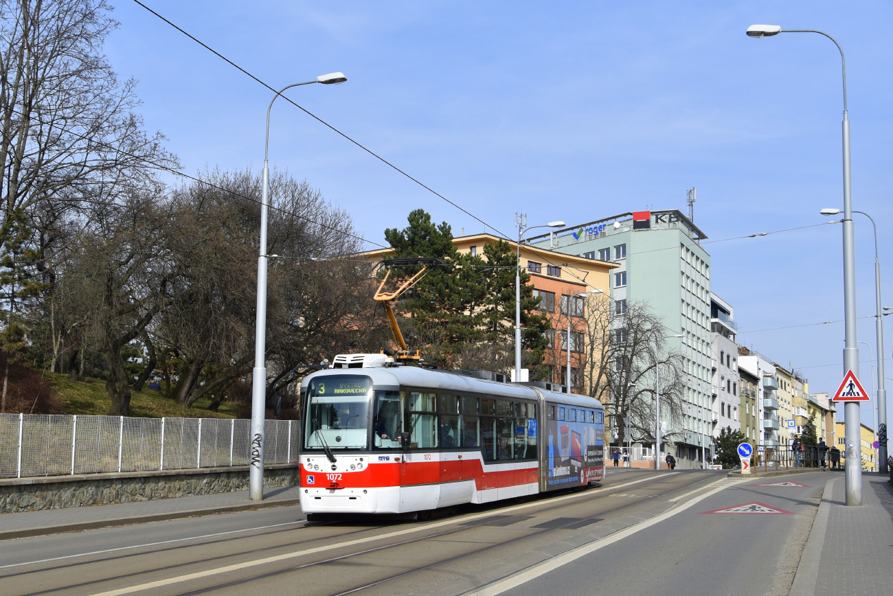 Brno, Vario LF2R.E № 1072