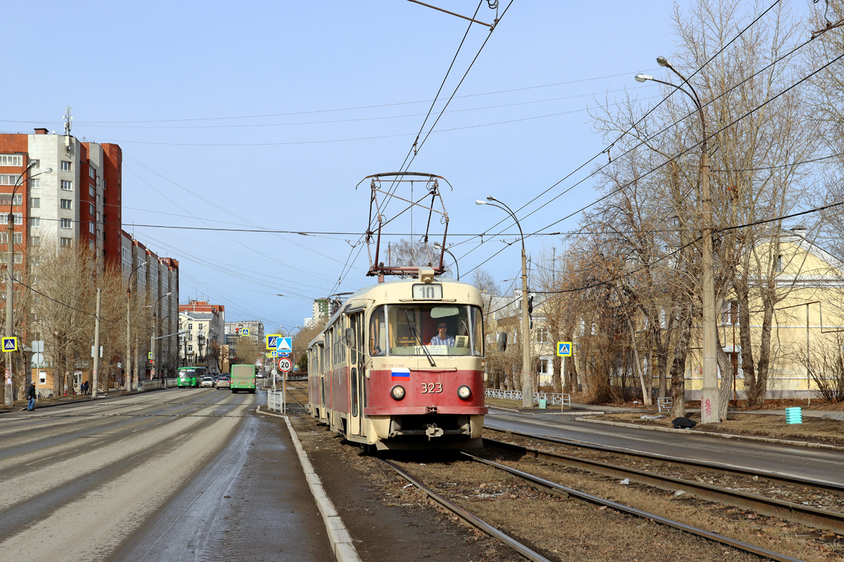 Jekatyerinburg, Tatra T3SU — 323