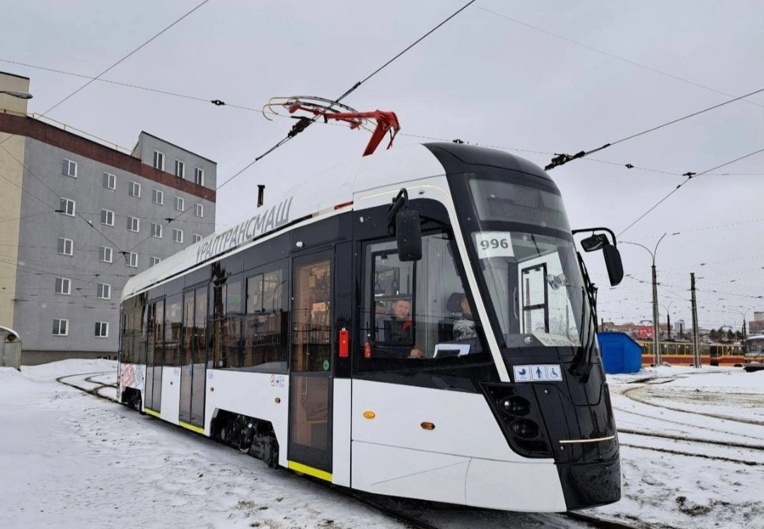 Екатеринбург, 71-415М № 996