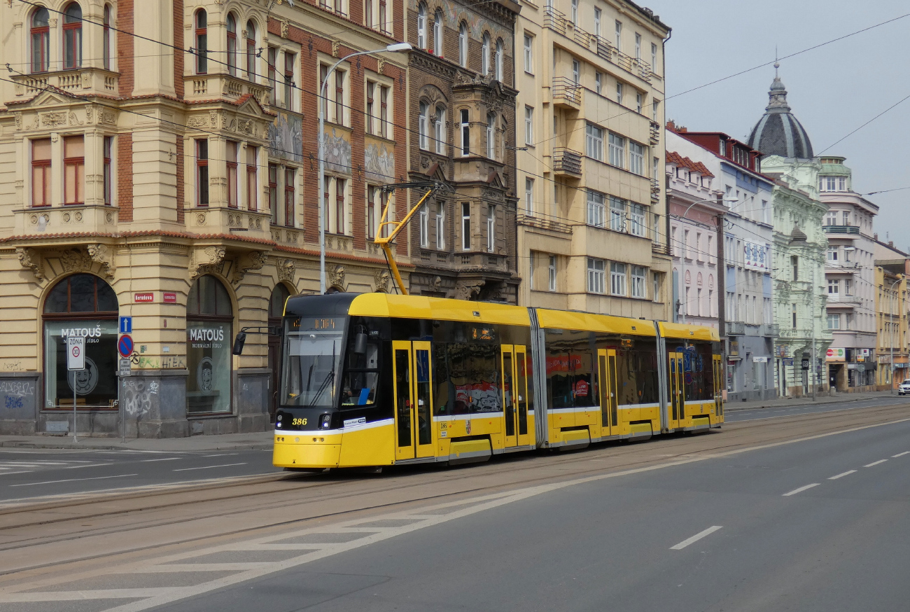 Пльзень, Škoda 40T ForCity Smart № 386