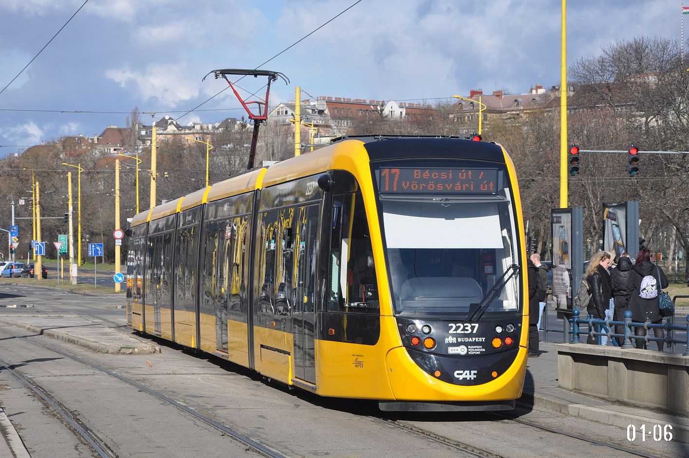 Budapest, CAF Urbos 3 # 2237