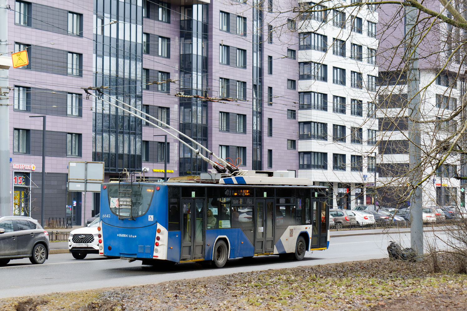 სანქტ-პეტერბურგი, VMZ-5298.01 “Avangard” № 6842
