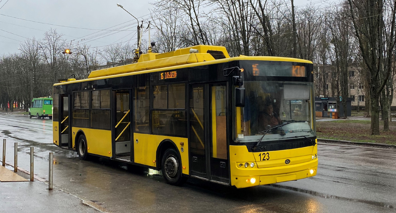 Полтава, Богдан Т70110 № 123