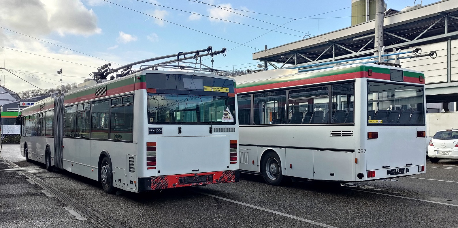 Эслинген-ам-Неккар, Van Hool AG 300T № 213