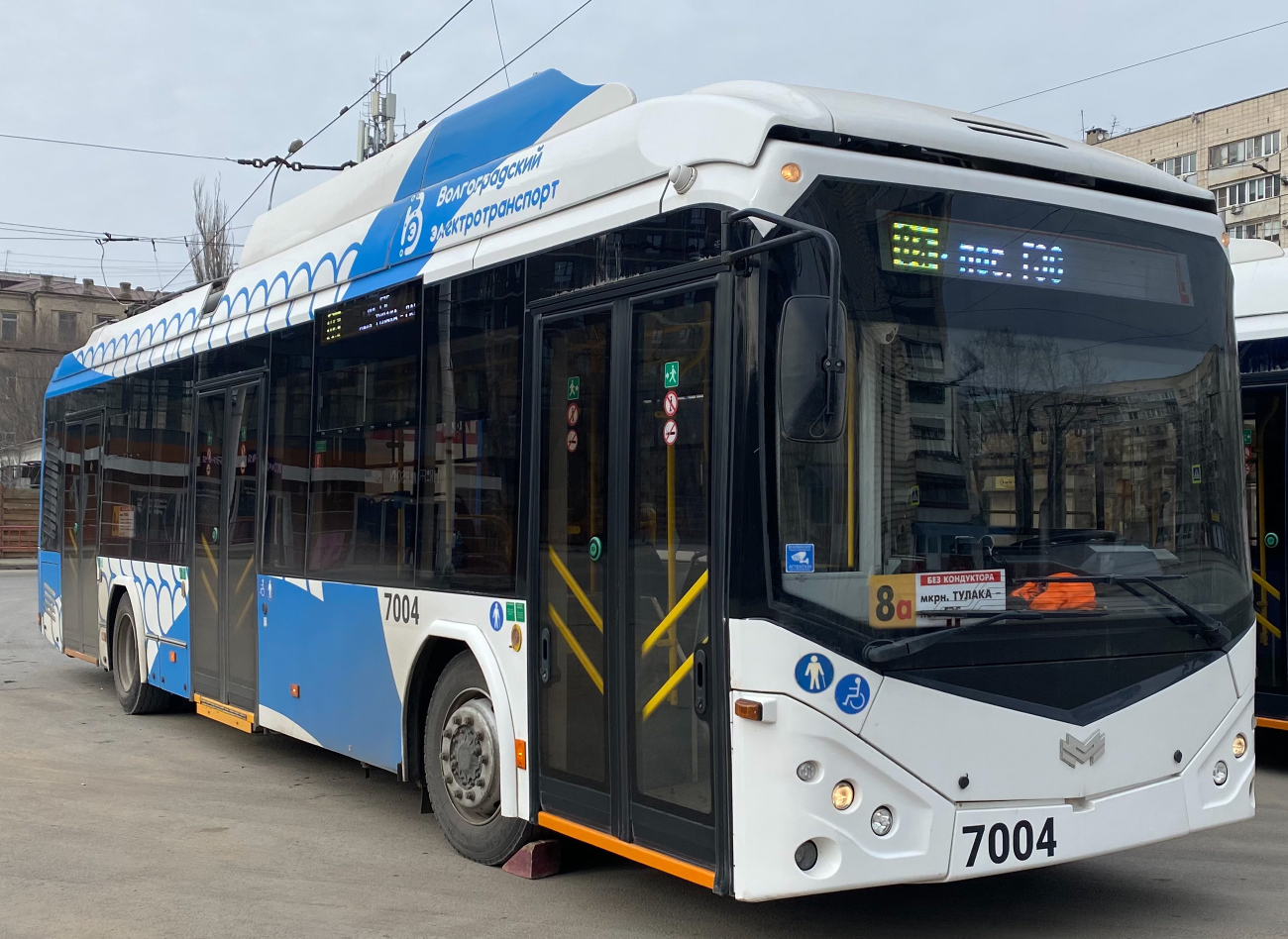 Волгоград, БКМ 32100D № 7004