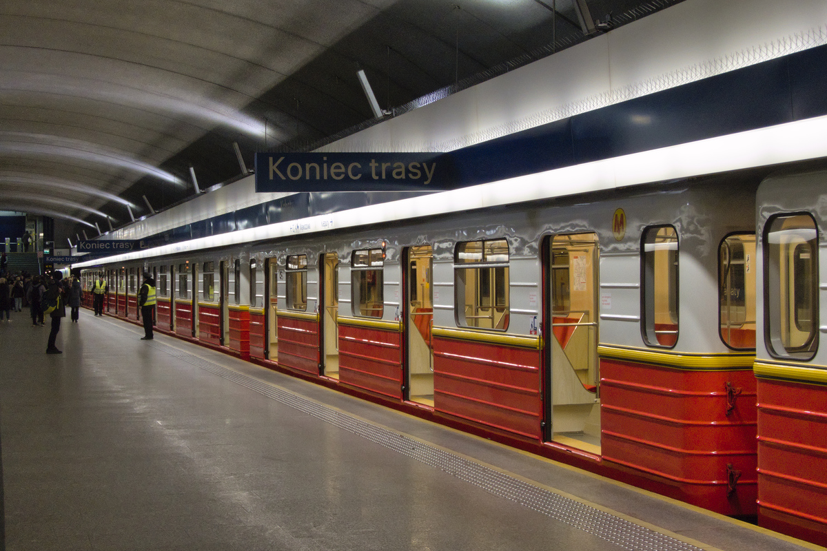 Warsaw, 81-573.1 Br. 418