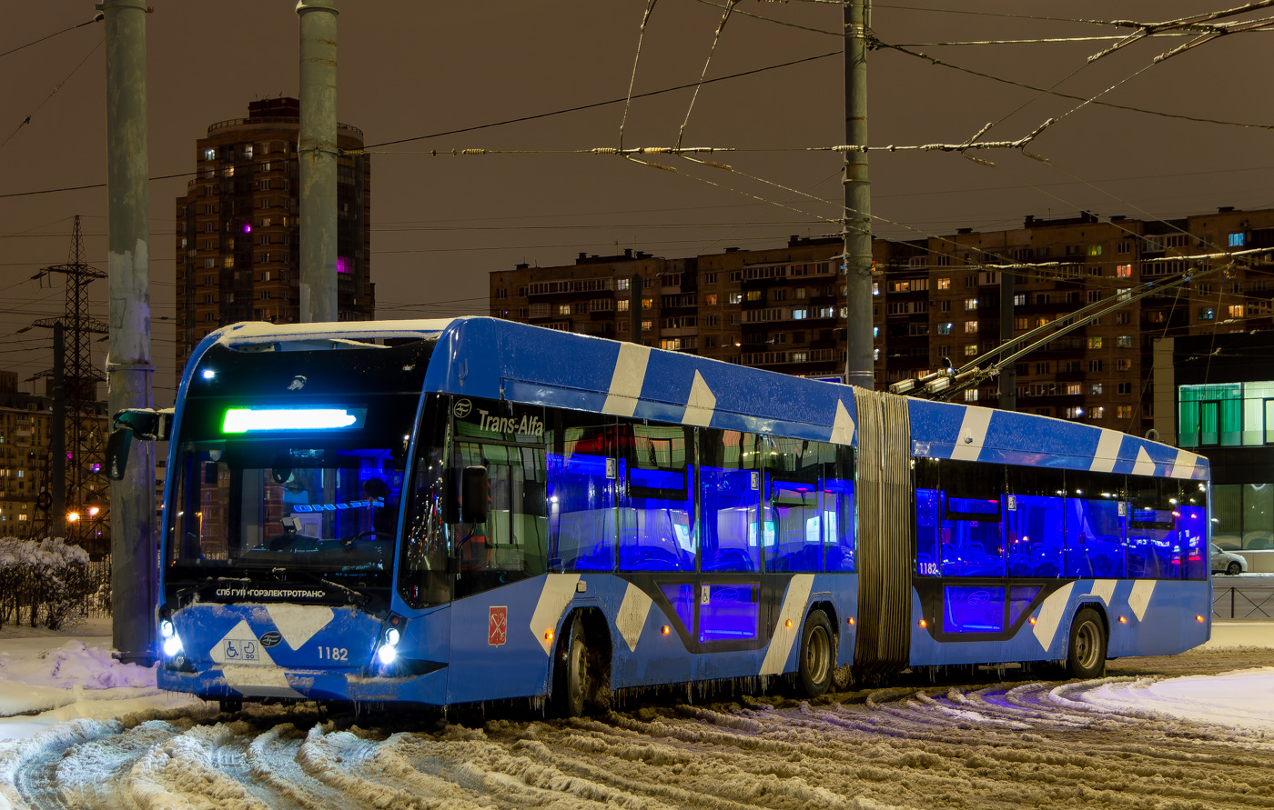 Санкт-Петербург, ВМЗ-6215.01 «Премьер» № 1182