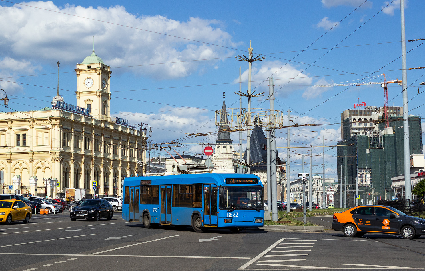Москва, БКМ 321 № 6822