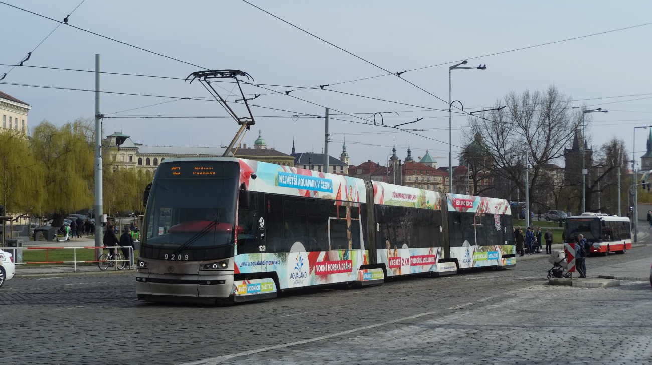 Prague, Škoda 15T1 ForCity Alfa Praha № 9209