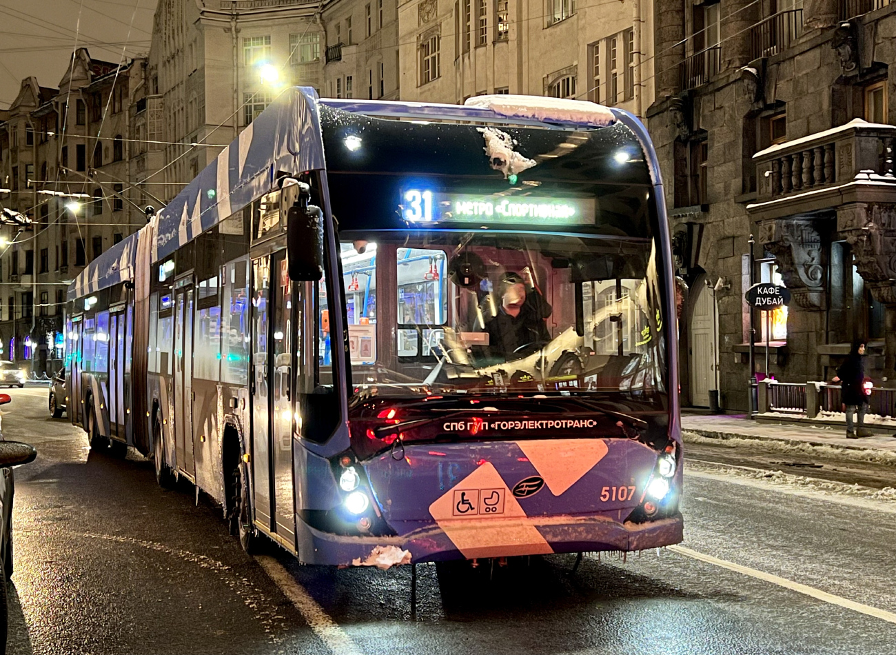 Санкт-Петербург, ВМЗ-6215.01 «Премьер» № 5107