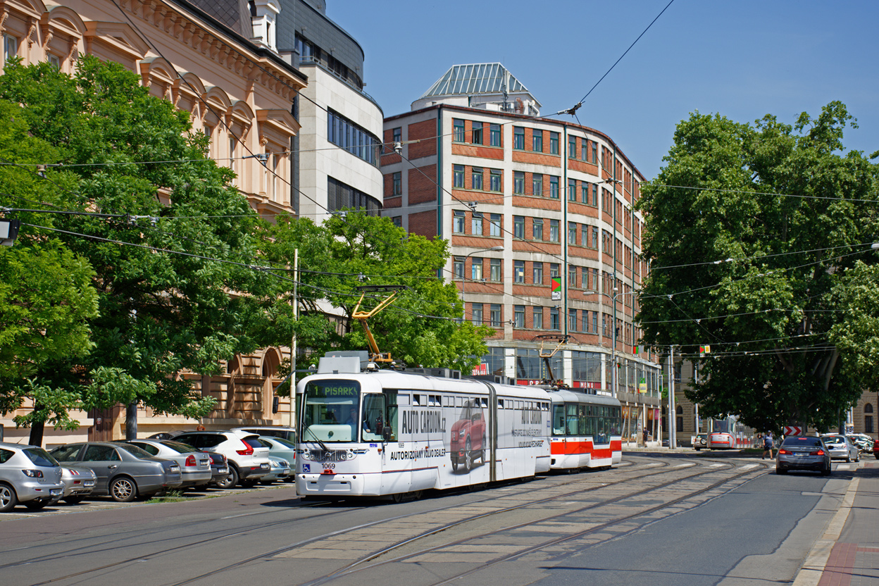 Brno, Vario LF2R.E № 1069