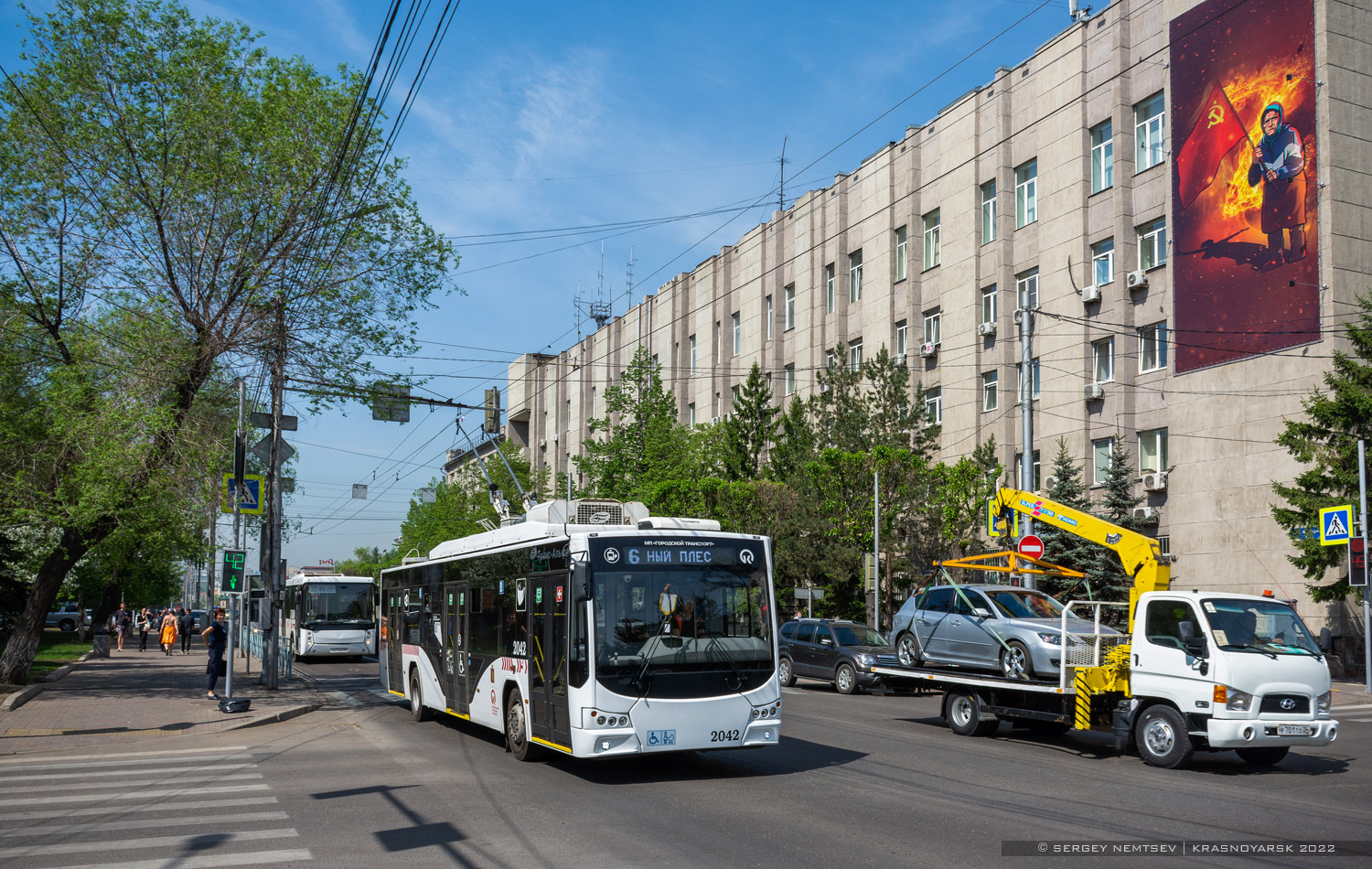 Красноярск, ВМЗ-5298.01 «Авангард» № 2042