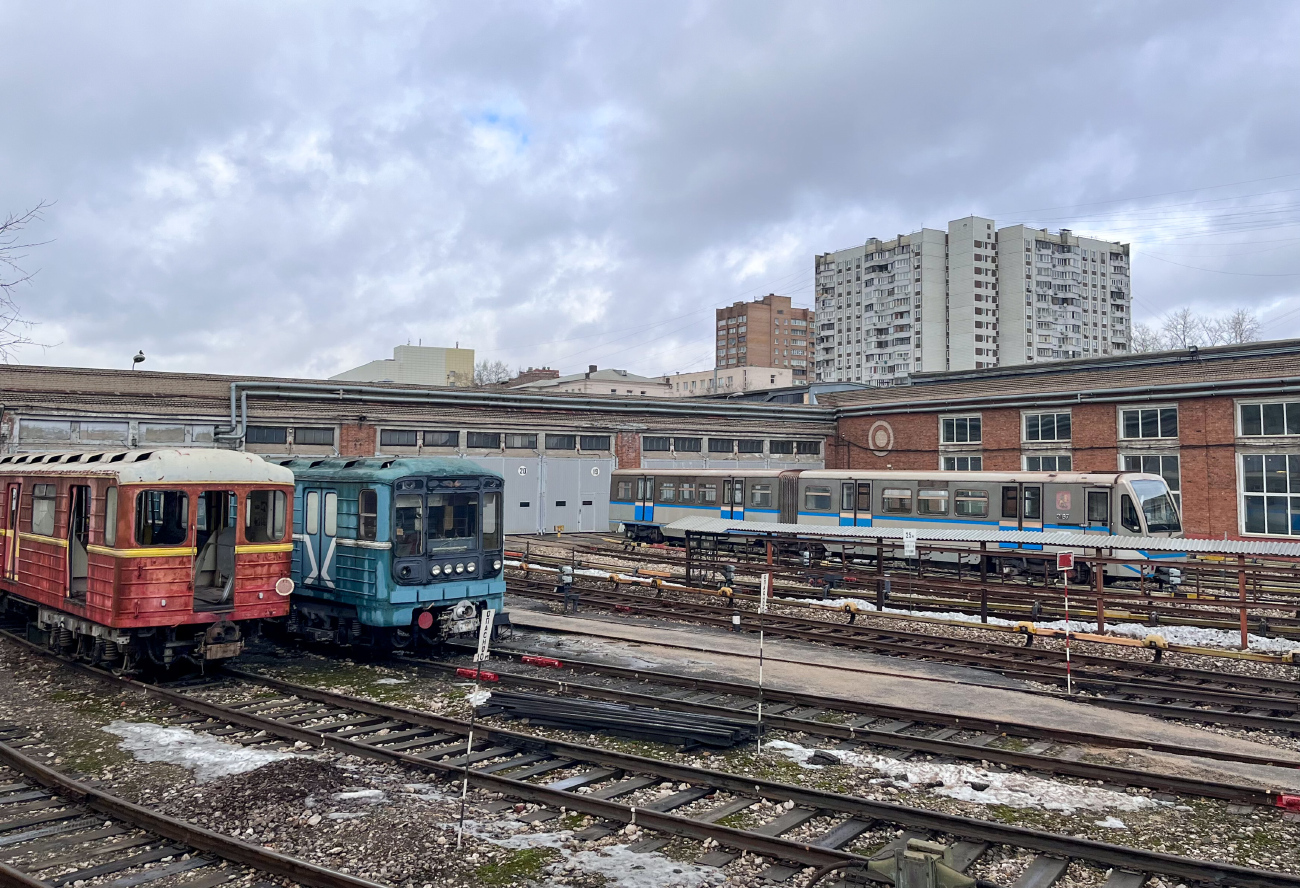 Москва — Метрополитен — [1] Сокольническая линия