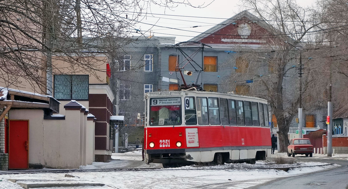 Саратов, 71-605 (КТМ-5М3) № 2251