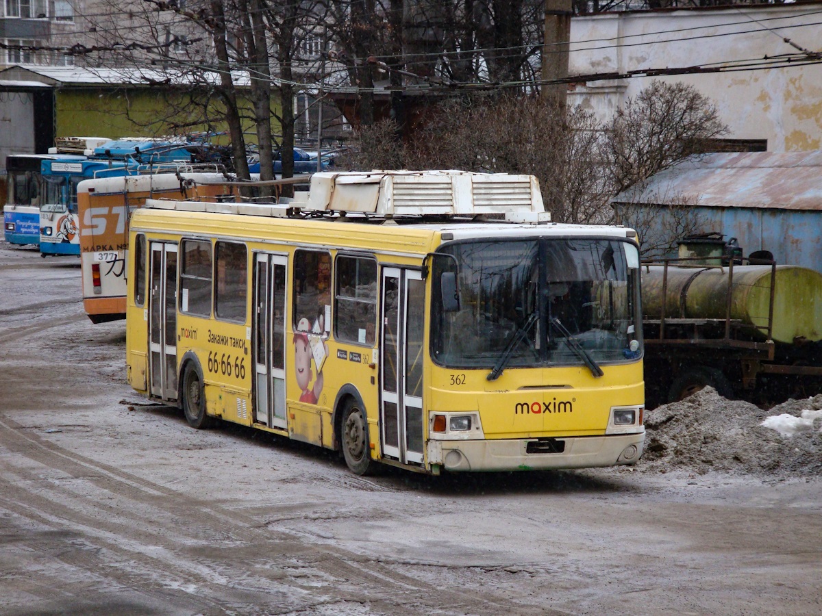 Petrozavodsk, LiAZ-5280 č. 362