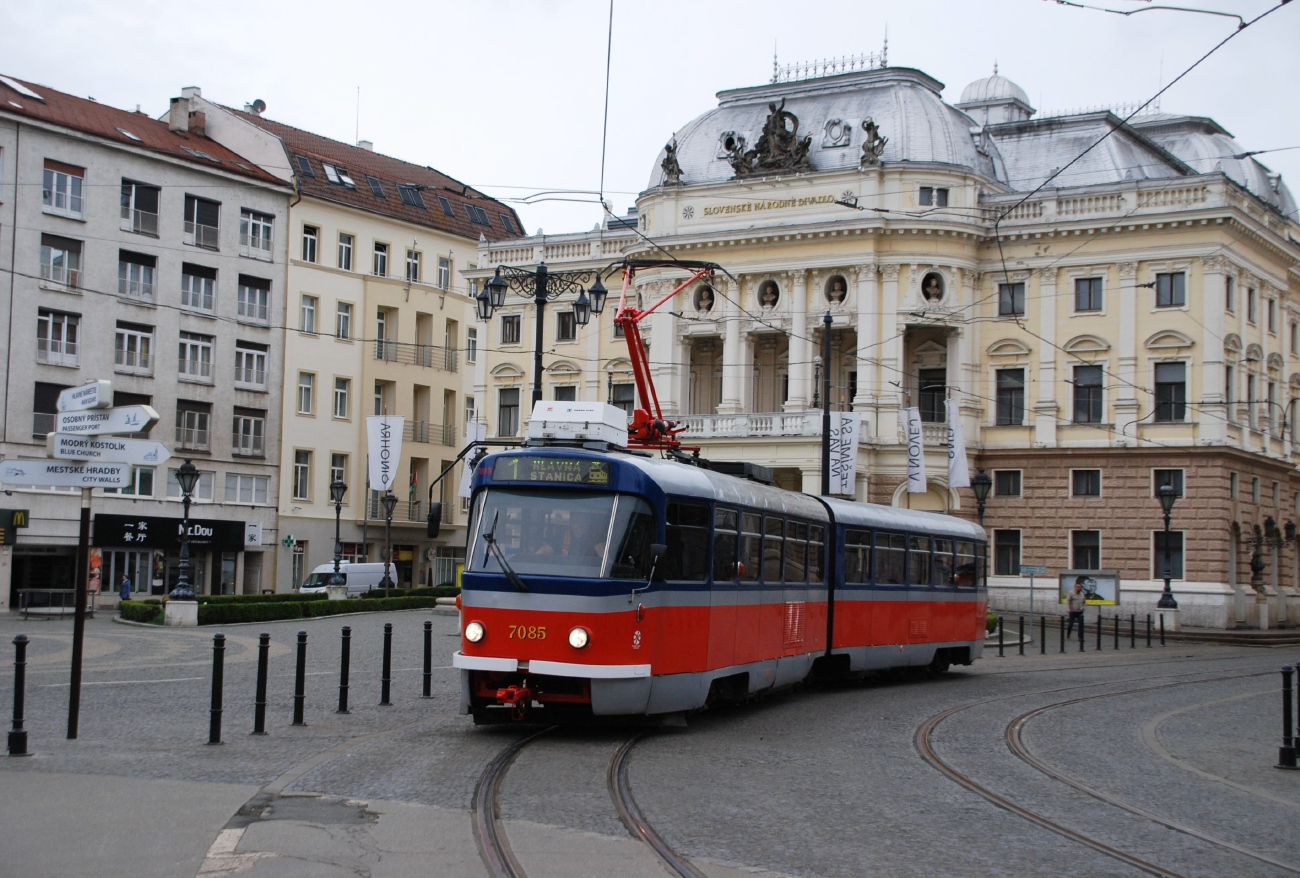 Bratislava, Tatra K2G № 7085