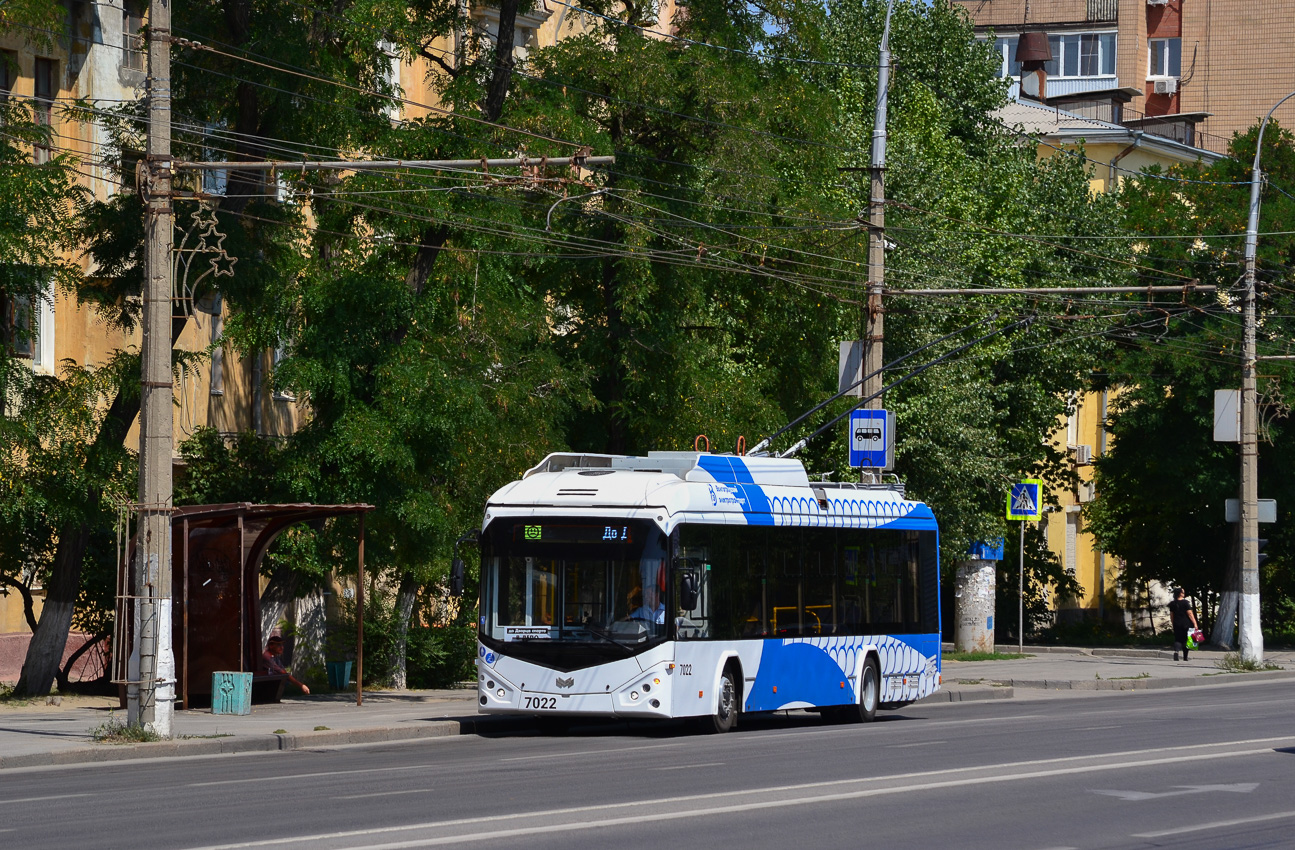 Волгоград, БКМ 32100D № 7022