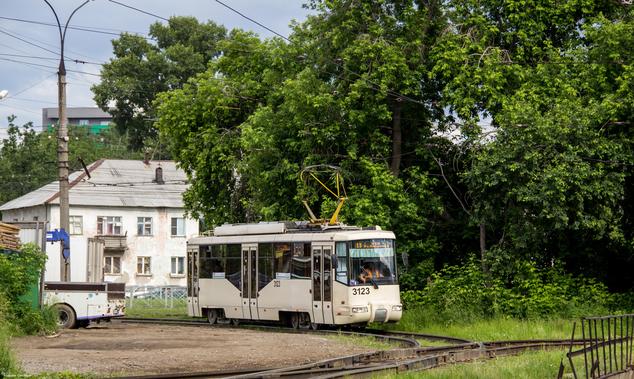 Новасібірск, БКМ 62103 № 3123