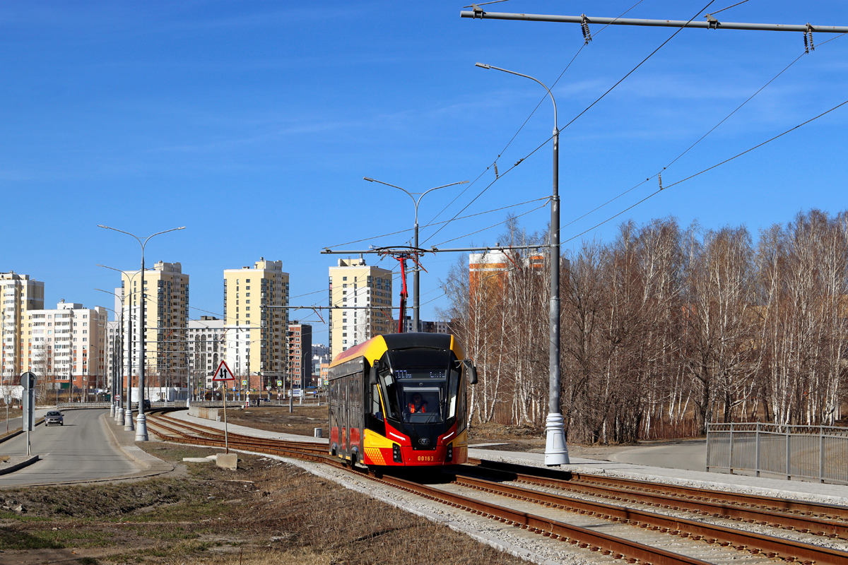 Верхняя Пышма, 71-911ЕМ «Львёнок» № 00163