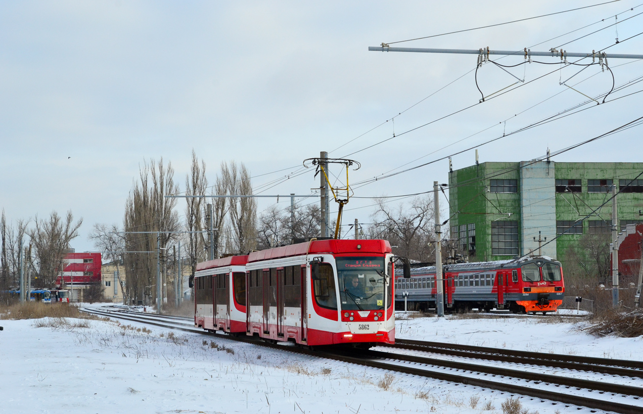 Волгоград, 71-623-03 № 5862