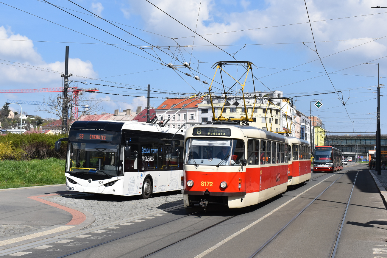 Praga, Tatra T3R.PV Nr. 8172