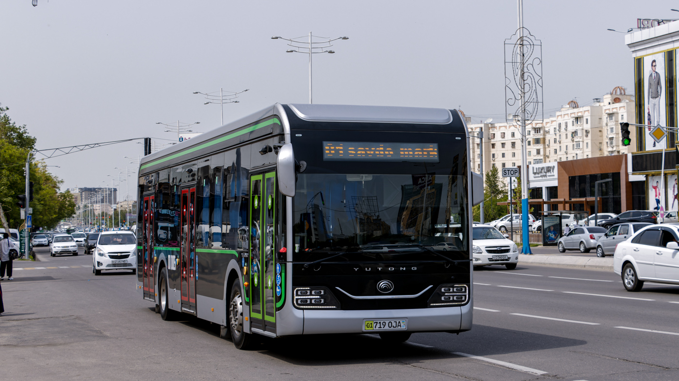 Ташкент, Yutong ZK6126BEVG № 01005