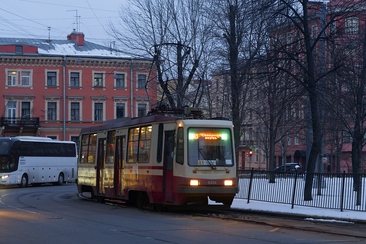 Санкт-Петербург, 71-134К (ЛМ-99К) № 8324