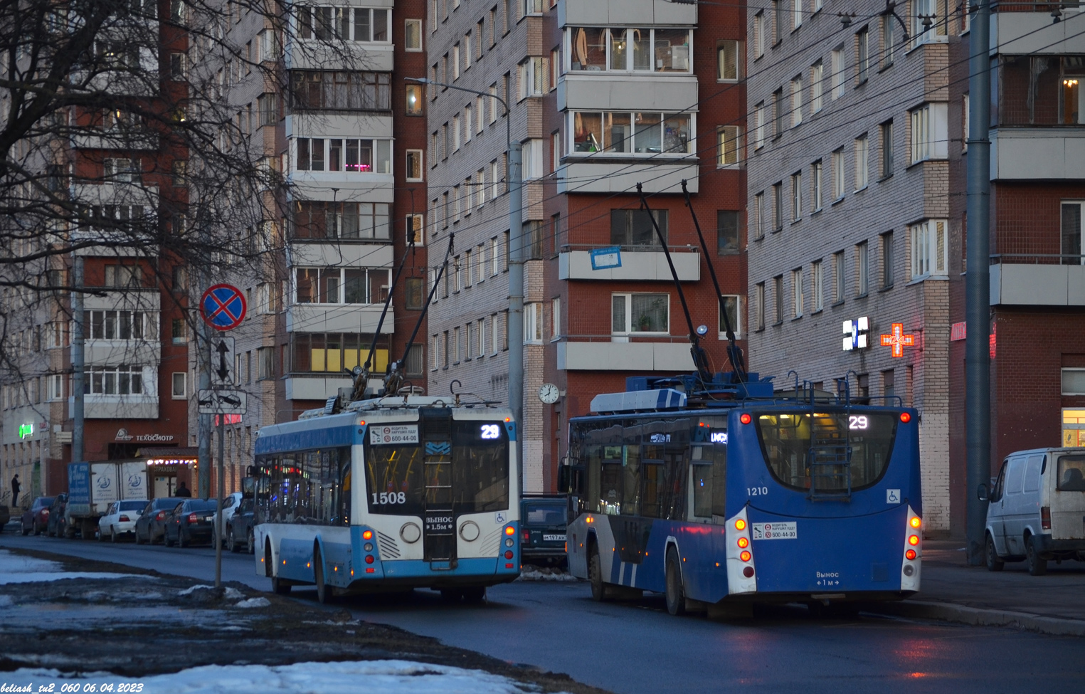 Санкт-Петербург, БКМ 321 № 1508; Санкт-Петербург, ВМЗ-5298.01 «Авангард» № 1210
