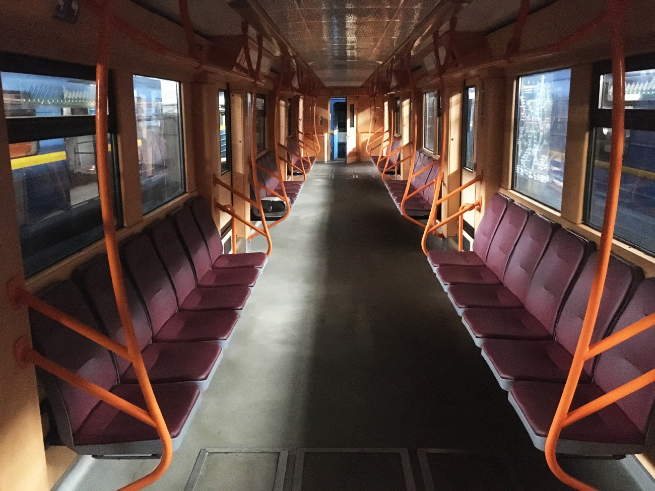 Киев, 81-7021 № 21007