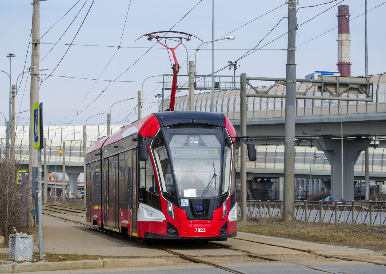 Sanktpēterburga, 71-923M “Bogatyr-M” № 7823