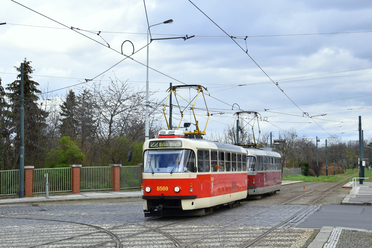 Прага, Tatra T3R.P № 8569