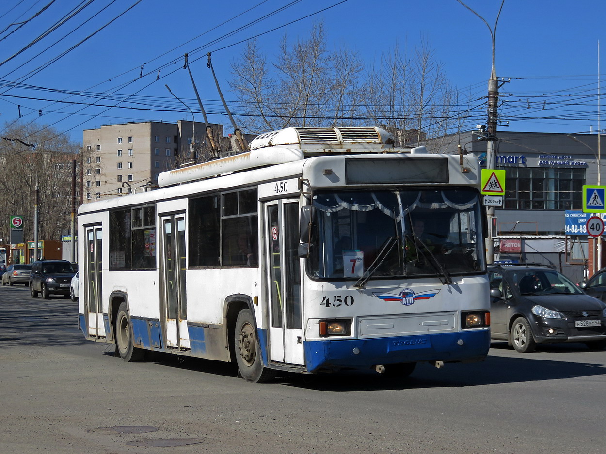 Киров, БТЗ-52764Р № 450