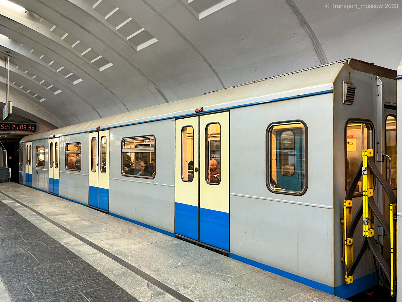 Москва, 81-760 № 37086