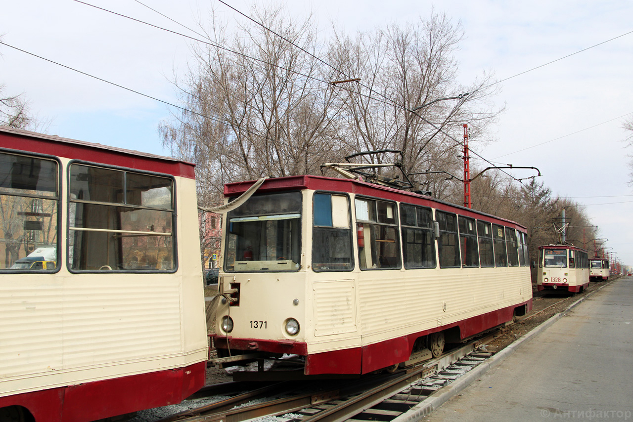 Челябинск, 71-605 (КТМ-5М3) № 1371