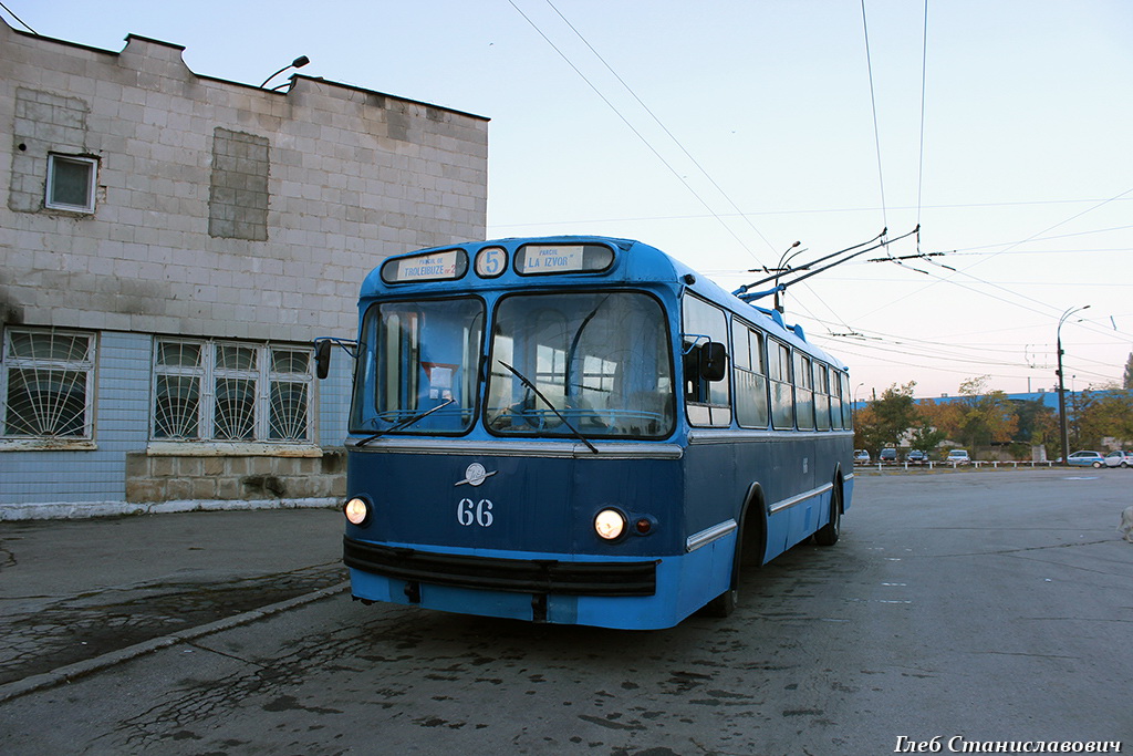 Кишинёв, ЗиУ-5Д № 66