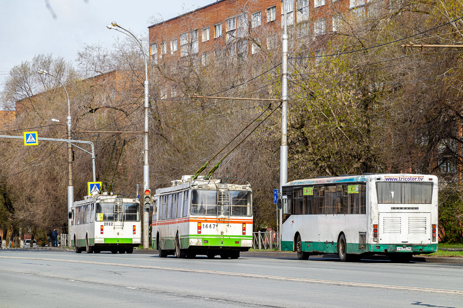 朋札, ZiU-682G-016.02 # 2032; 朋札, ZiU-682G-016.02 # 1447