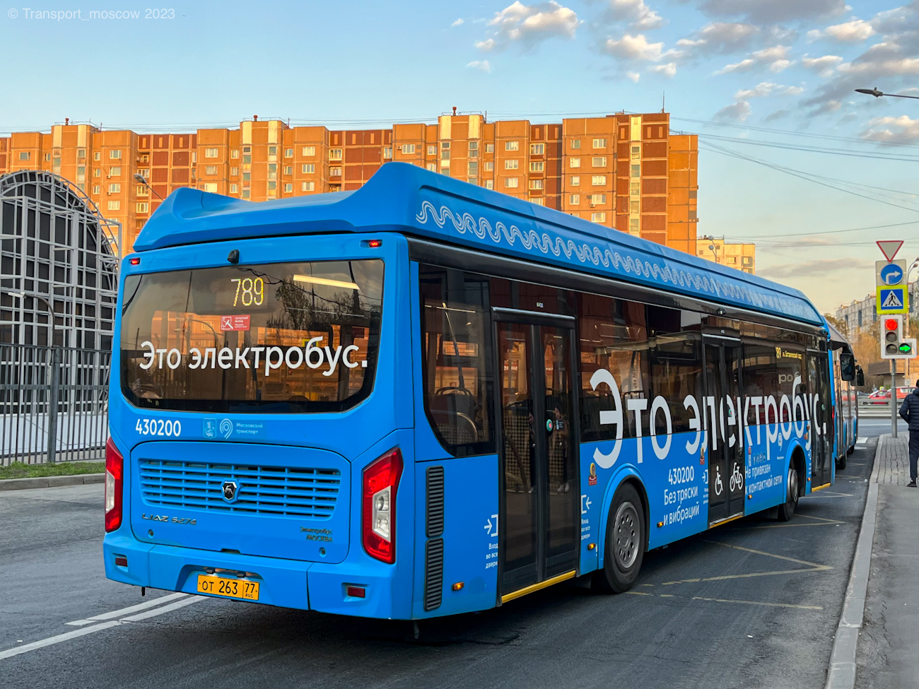 Moscou, LiAZ-6274 N°. 430200