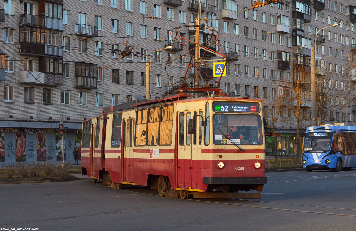 Sankt-Peterburg, LVS-86K № 8208 Sankt-Peterburg, LVS-86K № 8208