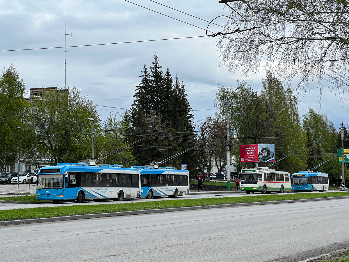 Penza, BKM 321 — 1015; Penza, ZiU-682G-016.02 — 1491