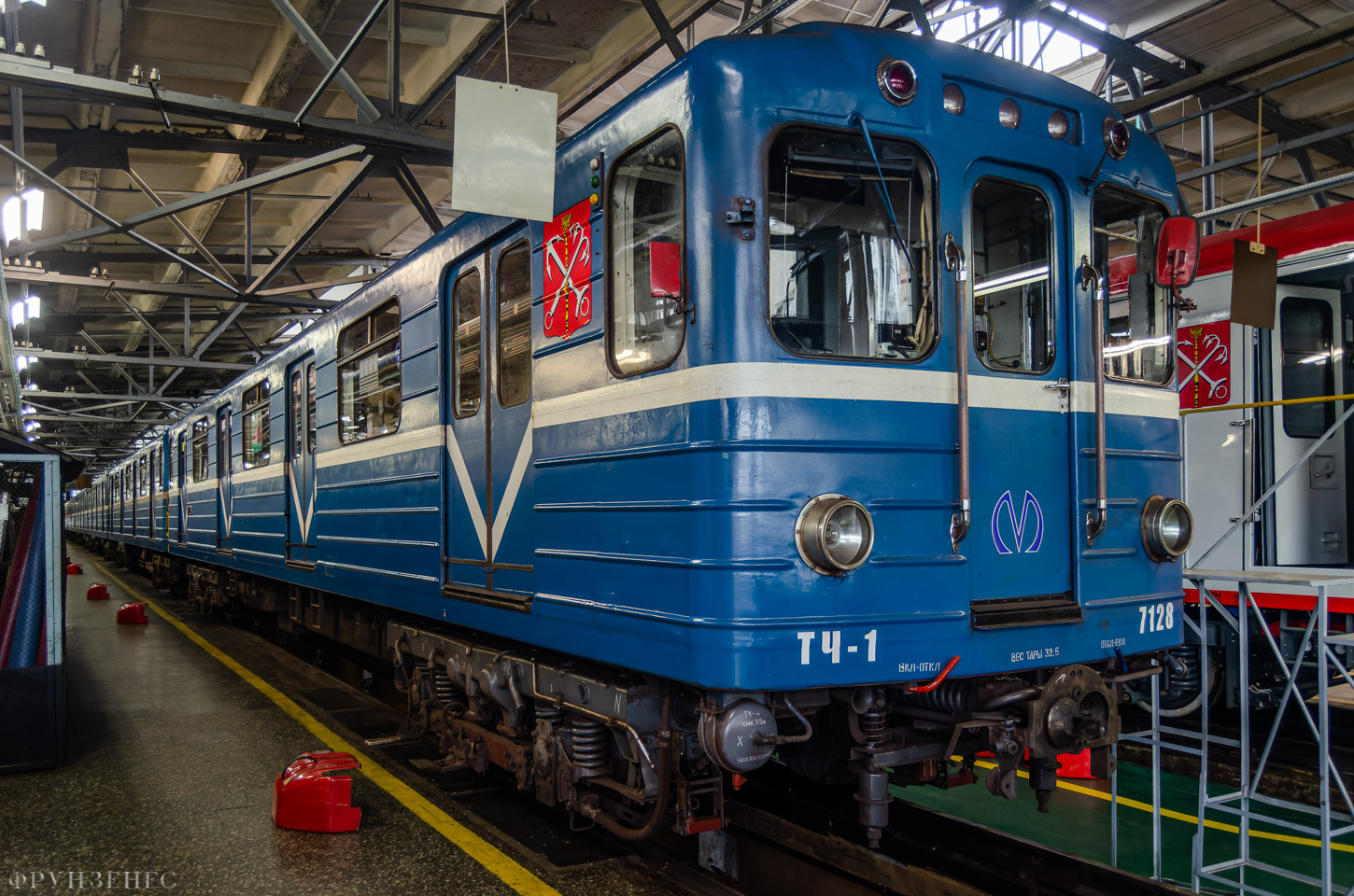 Szentpétervár, Ema-502 — 7128