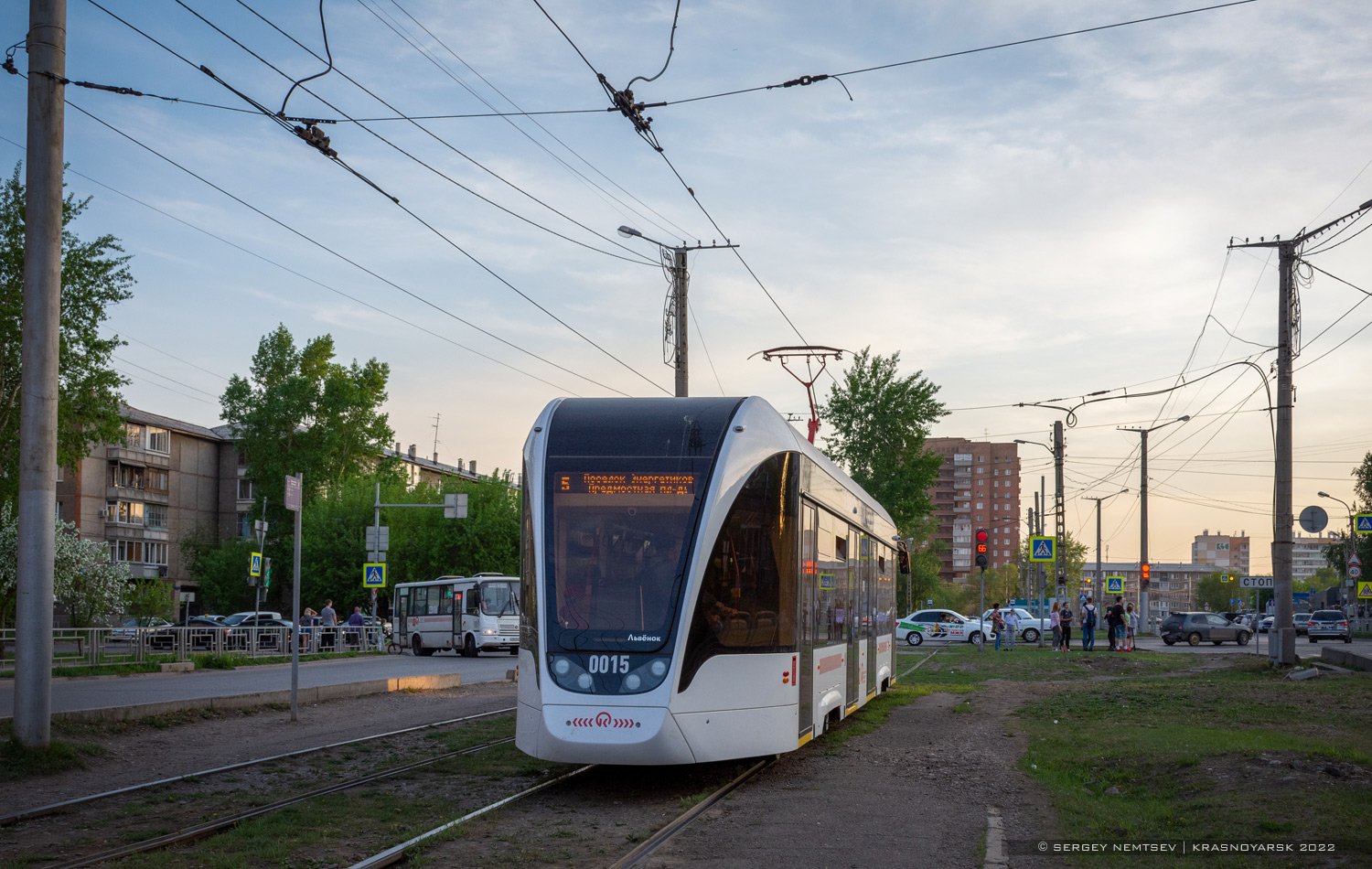 Красноярск, 71-911ЕМ «Львёнок» № 0015