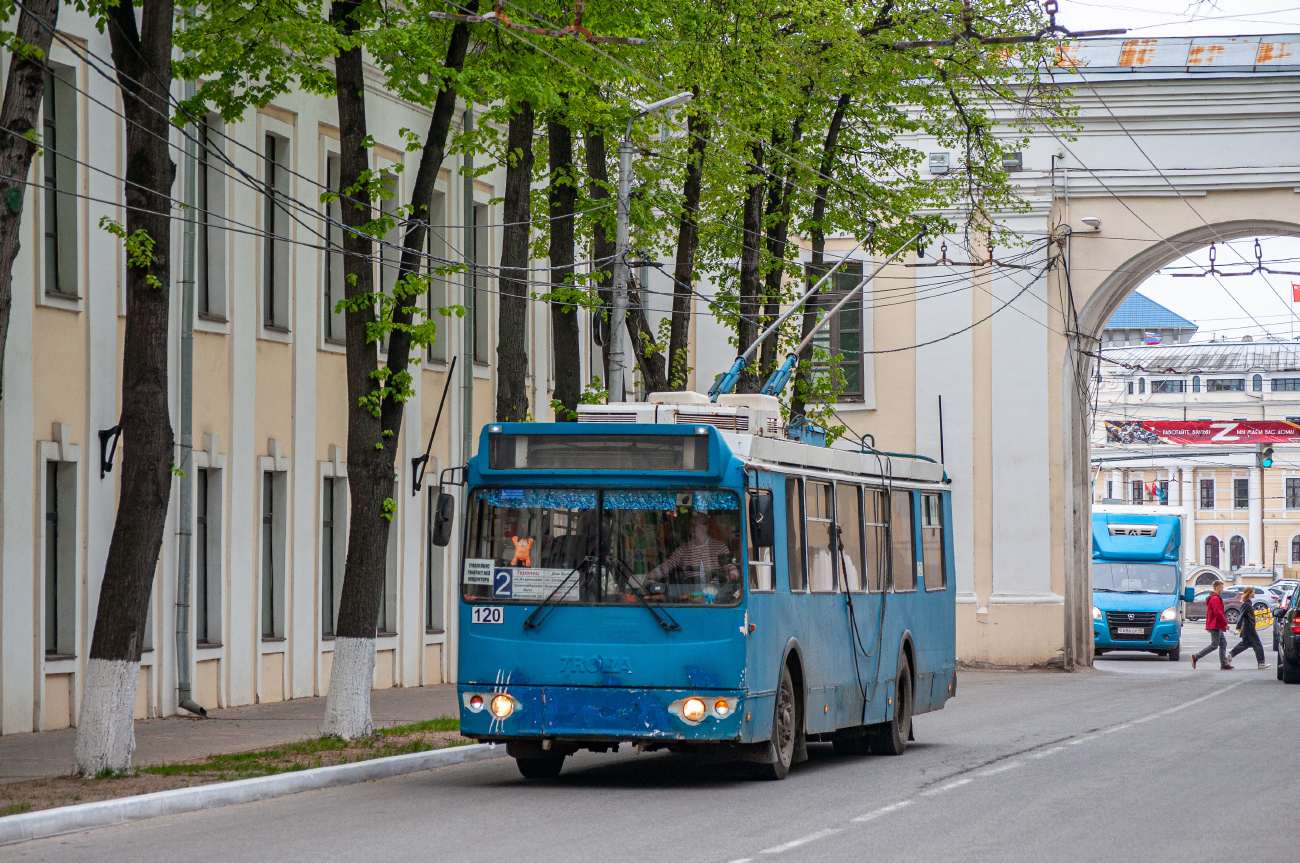 Kaluga, ZiU-682G-016.02 — 120