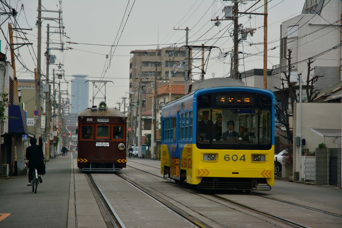 Осака, (нет в списке) № 166; Осака, Tokyu Sharyo mo 601 kata (東急車輛製造 モ601形) № 604