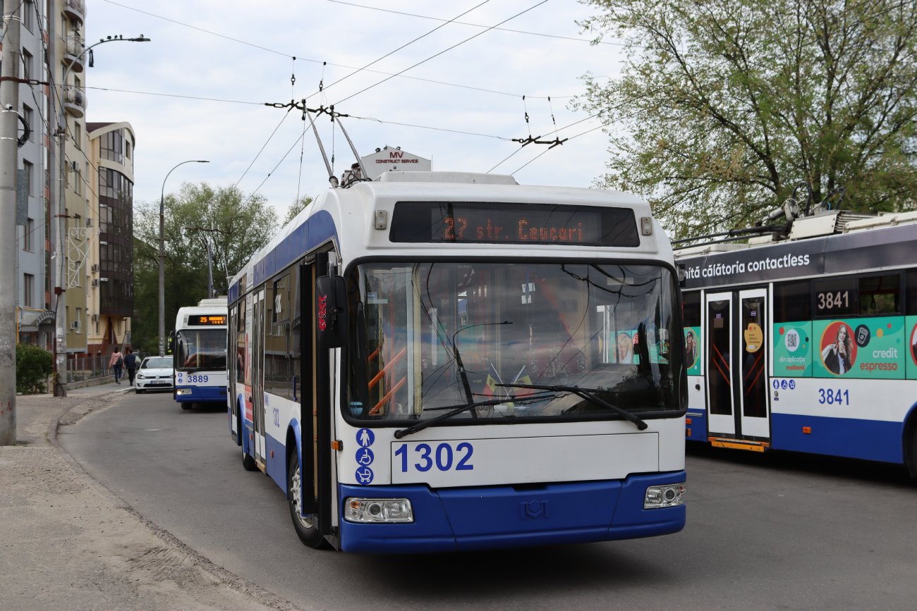 Кишинёв, БКМ 321 № 1302