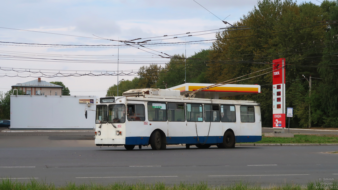 Вологда, ЗиУ-682ГМ1 (с широкой передней дверью) № 351